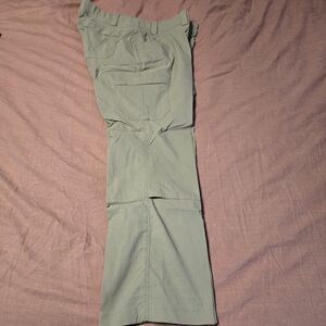 Duluth Trading Co Women's Khaki Cargo Pants